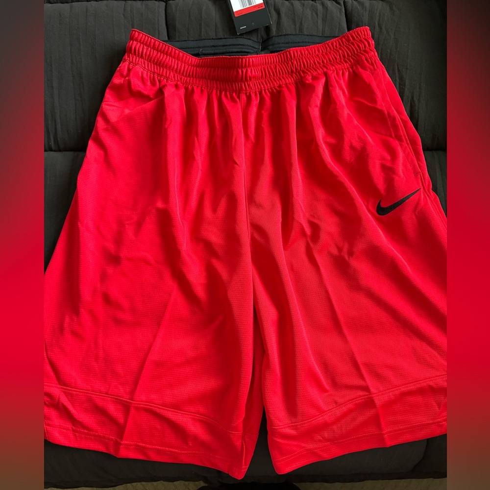 Men basketball short